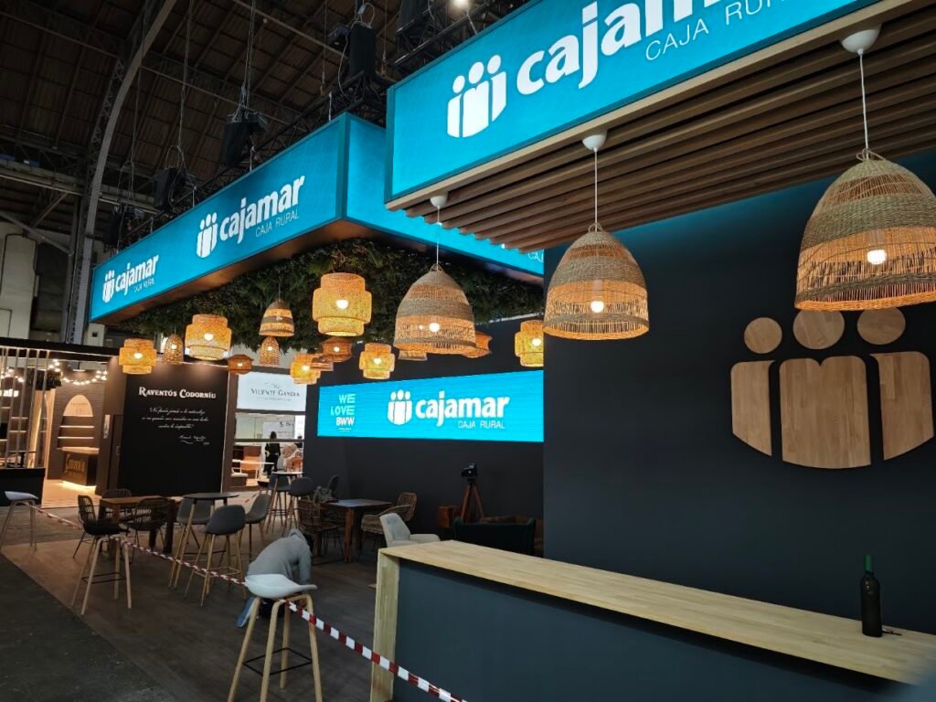 STAND CAJAMAR PARA DIPIETRO ASOCIADOS