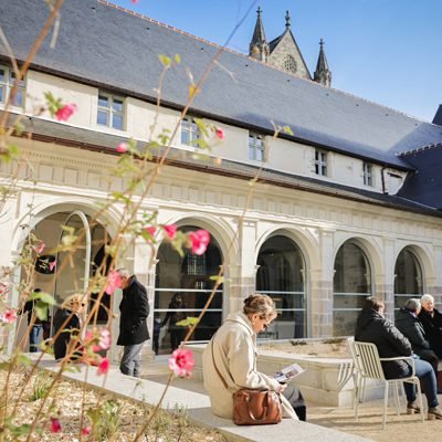 SALON STUDYRAMA DE LA POURSUITE DETUDES ET MASTERS DE RENNES