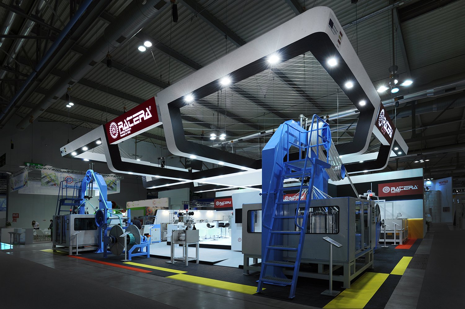 Stand de feria: ITMA 2015: construcción de stand en Vissual Events, vista 2