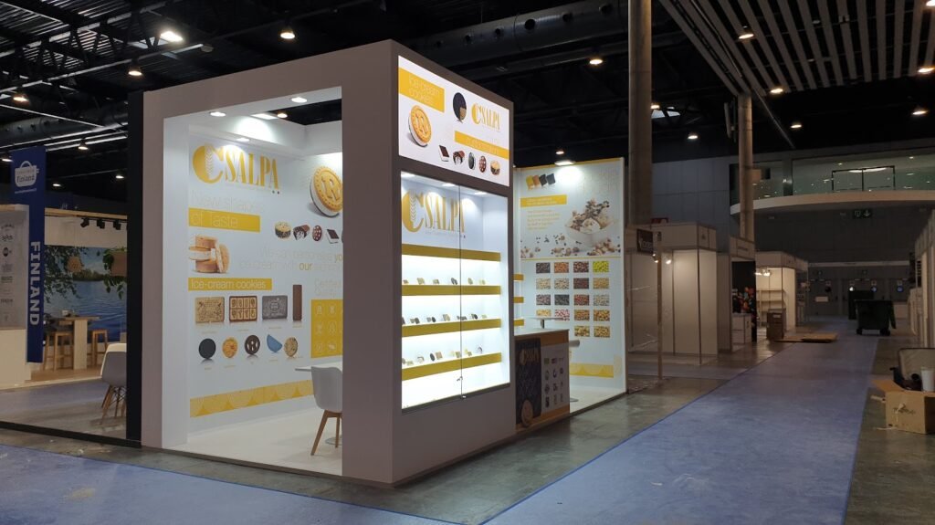 Stand de feria: Emotiva Design: construcción de stand en Fira Barcelona, vista 1