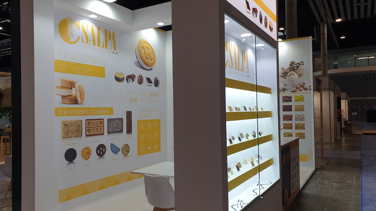 Stand de feria: Emotiva Design: construcción de stand en Fira Barcelona, vista 2